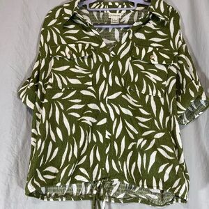Green Leaf Print Women's Top